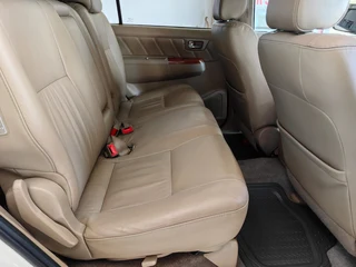 2011 Toyota Fortuner 3.0 D-4D R/Body with 214665kms at TOKYO AUTO SALES 021 591 2730