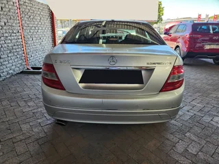 2008 Mercedes-Benz C 200 BE with 104191kms at TOKYO AUTO SALES 0600170028