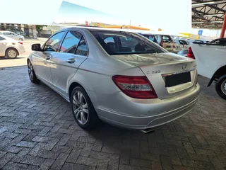 2008 Mercedes-Benz C 200 BE with 104191kms at TOKYO AUTO SALES 0600170028
