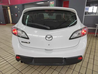 2011 Mazda Mazda3 1.6 Sport Dynamic with 201879kms at TOKYO AUTO SALES 0600170028