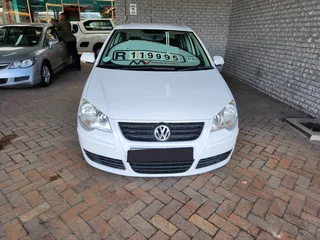 2006 Volkswagen Polo 1.6 Comfortline with 105310kms at TOKYO AUTO SALES 0600170028