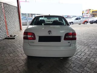 2006 Volkswagen Polo 1.6 Comfortline with 105310kms at TOKYO AUTO SALES 0600170028