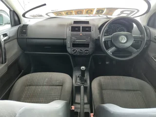 2006 Volkswagen Polo 1.6 Comfortline with 105310kms at TOKYO AUTO SALES 0600170028