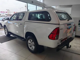 2017 Toyota Hilux 2.8 GD-6 D/Cab 4x4 Raider AT, White with 178900km available now!