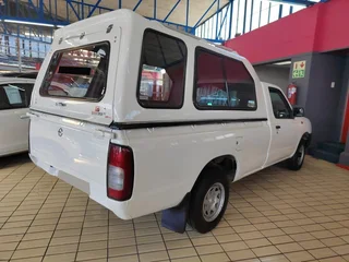 2017 Nissan NP300 Hardbody 2.5 TDi LWB with 162128kms at TOKYO AUTO SALES 0600170028