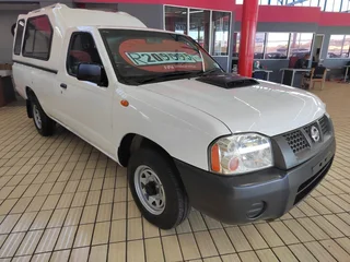 2017 Nissan NP300 Hardbody 2.5 TDi LWB with 162128kms at TOKYO AUTO SALES 0600170028