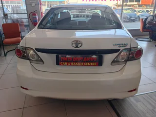 2015 Toyota Corolla Quest 1.6 AT, White with 94990km available now!