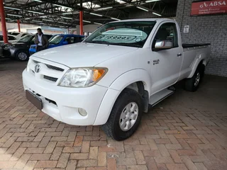 2005 Toyota Hilux 2.7 VVT-i R/Body Raider with 245356kms at TOKYO AUTO SALES 0600170028
