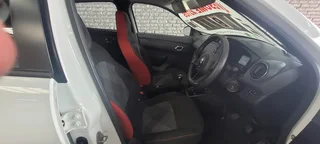 2021 Renault Kwid MY19.5 1.0 Dynamique ABS with ONLY 19935kms at TOKYO AUTO SALES 0600170028