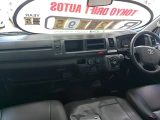 2025 Toyota Quantum 2.5 D-4D Sesfikile 16-Seater Bus with ONLY 1046kms at TOKYO AUTO SALES 21 591 27