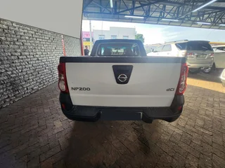 2018 Nissan NP200 1.5 dCi A/C &#43; Safety Pack with 127075kms at TOKYO AUTO SALES 0600170028