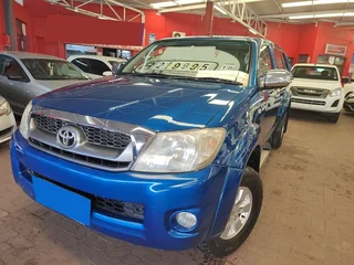 2010 Toyota Hilux 2.7 VVT-i R/B Raider with 231682kms at TOKYOA AUTO SALES 0600170028