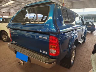2010 Toyota Hilux 2.7 VVT-i R/B Raider with 231682kms at TOKYOA AUTO SALES 0600170028