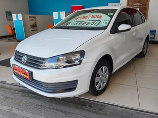 2018 Volkswagen Polo Sedan 1.4i Trendline, with 115287km available now!