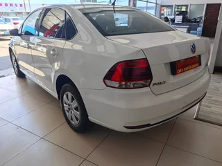 2018 Volkswagen Polo Sedan 1.4i Trendline, with 115287km available now!