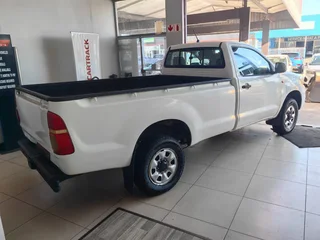 2013 Toyota Hilux 2.5 D4D SRX LWB, DIESEL, SELLING AT R219995