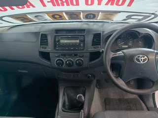 2013 Toyota Hilux 2.5 D4D SRX LWB, DIESEL, SELLING AT R219995