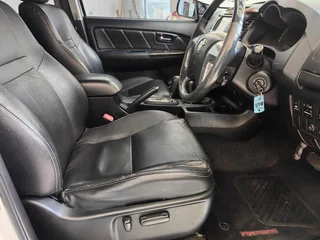 2014 Toyota Fortuner 3.0 D4D 3.0 4x4 AUTO, Call Bibi 0600170028