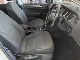 2013 Volkswagen Golf 7 1.4 TSi Comfortline, ONLY 174000kms, Call Bibi 0600170028