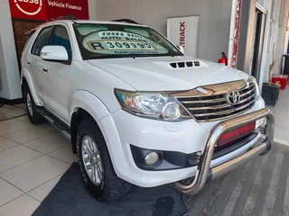 2012 Toyota Fortuner 3.0 D4D Heritage Edition Auo, Call Bibi 0600170028