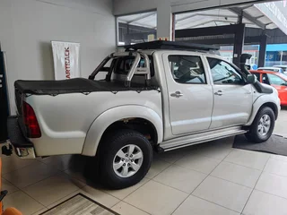 2011 Toyota Hilux 3.0 D4D D/Cab Automatic, Call Bibi 0600170028