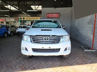 2014 Toyota Hilux 3.0 D4D D/Cab Diesel Bakkie, Call Bibi 0600170028