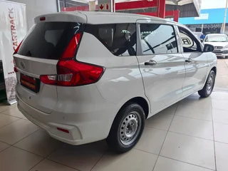 2025 Toyota Rumion 1.5S with ONLY 1072kms, 7 Seater, Call Bibi 0600170028