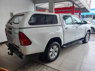2017 Toyota Hilux 2.8 GD-6 D/Cab 4x4 Raider AUTO with 178000kms at TOKYO AUTO SALES 0600170028