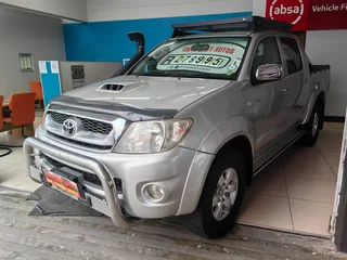 2011 TOYOTA HILUX 3.0 D4D R/B D/CAB AUTOMATIC, CALL BIBI 0600170028