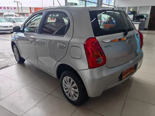 2012 Toyota Etios 1.5 Xs 5-Door with 166004kms at TOKYO AUTO SALES 0600170028