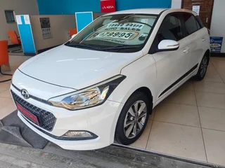 2015 Hyundai i20 1.4 fluid , ONLY 101000kms, Call Bibi 0600170028