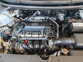 2015 Hyundai i20 1.4 fluid , ONLY 101000kms, Call Bibi 0600170028