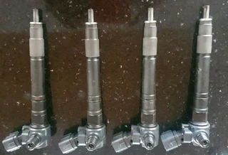  2020 Toyota Hilux 2.4GD6 - 4 x diesel injectors (6 PIN)