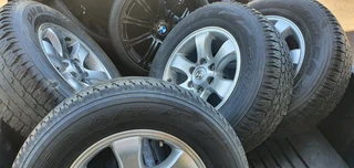  2004 Toyota Prado 120 17 inch (alloy) rims and tyres