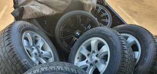  2004 Toyota Prado 120 17 inch (alloy) rims and tyres