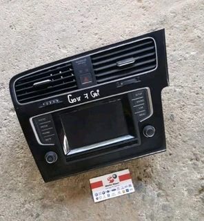  2014 VW Golf 7 GTI- o.e.m radio head unit