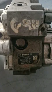  2009 - 2012 Nissan Interstar 2.5 DCI - diesel pump assemblyEngine code : G9U