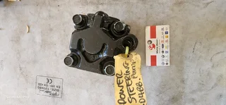 Hyundai H100 2.6i Power steering Pump