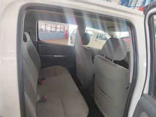 2014 Toyota Hilux 3.0 D-4D R/Body 4x2 Raider with 219688Kms at TOKYO DRIFT AUTOS 021 591 2730