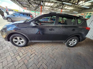 2013 Toyota RAV4 2.0 VX 4x4 AT PLEASE CALL SHOWCARS&#64;0215919449