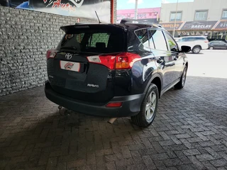 2013 Toyota RAV4 2.0 VX 4x4 AT PLEASE CALL SHOWCARS&#64;0215919449