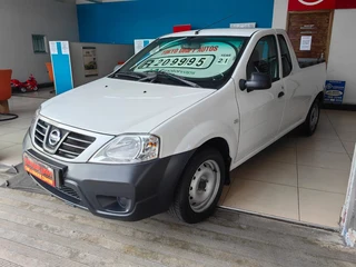 2021 Nissan NP200 1.6 8V AC Safety Pack PLEASE CALL SHOWCARS&#64;0215919449