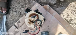 Mercedes benz w204 petrol pump with housing