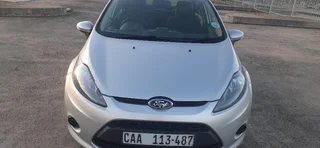 Ford Fiesta Sedan