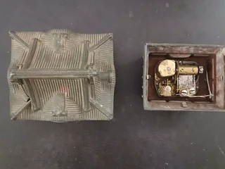 vintage Japanese pagoda-style music box