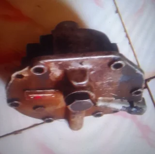 Hydraulic Lift Pump  - Ford 6600 7600