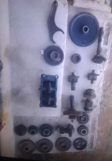 Engine And Gearbox Gears For Ford 5000 5600 5610 6610 7610 6600 7600 Trekkers