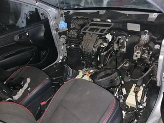 Hyundai i10 grand stripping parts