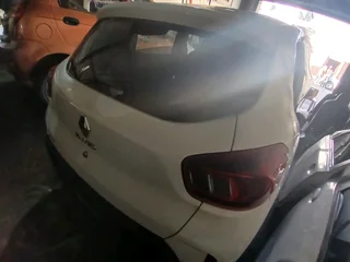 Renault kwid 2022 stripping parts