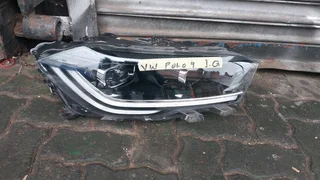 Polo 9 head light